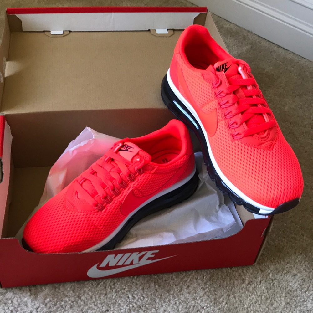 Nike Air Max LD-Zero sneakers
